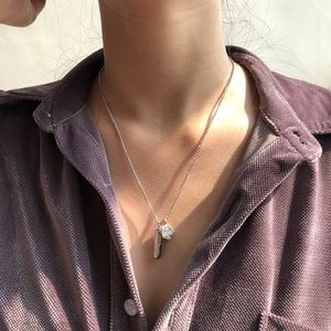 N806 | Necklace with Pill Capsule Pendant